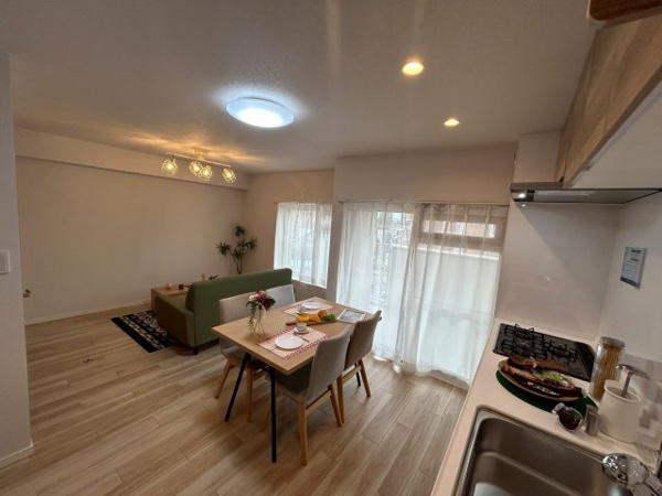 中富住宅東棟の画像