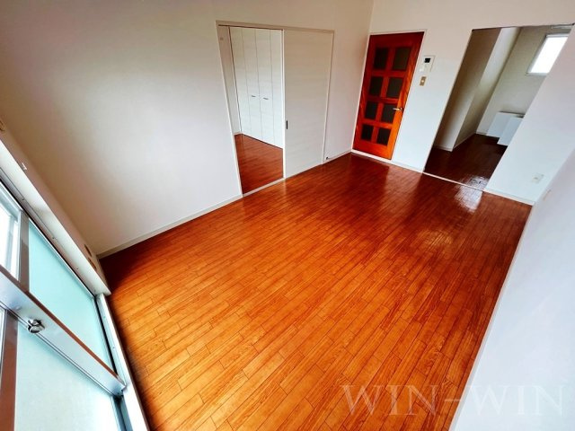 サンシャトレ神ノ輪の居間・リビング|イメージ（同建物内別部屋の写真です）