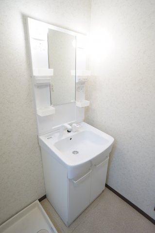 ネバーランドの独立洗面台|お手入れにも便利なシャンプドレッサーです