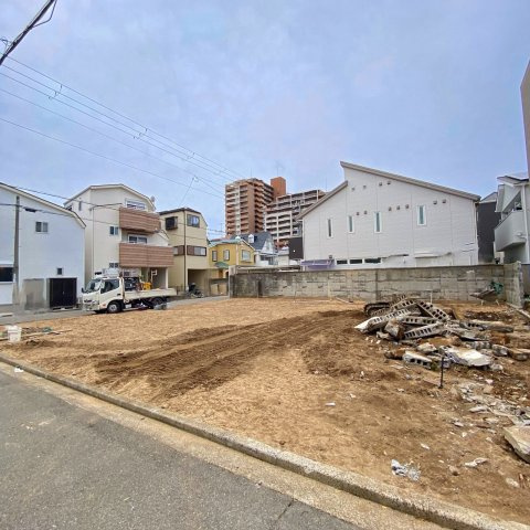 南甲子園2丁目の駐車場