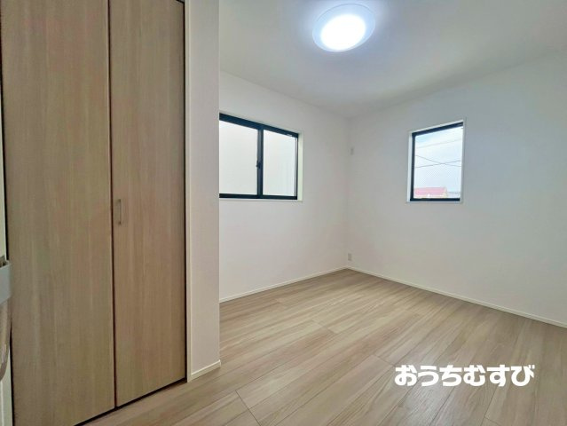 北区大我麻町の洋室