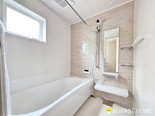 京都市西京区川島三重町　新築戸建の浴室