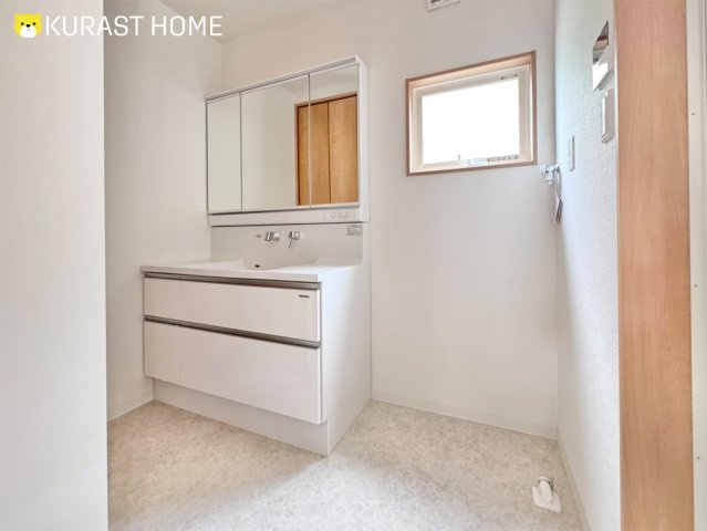 京都市西京区川島三重町　新築戸建の洗面所