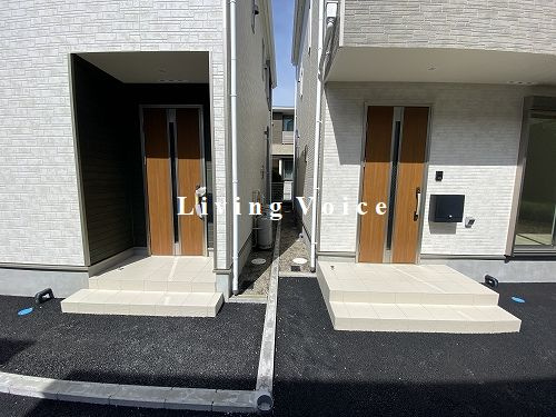 【外観】 | 【仲介手数料０円】秦野市曽屋第27　新築一戸建て　全3棟 | 2号棟　秦野市曽屋第27　新築一戸建て　全3棟