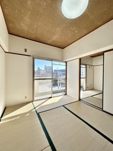 横地ビルの和室