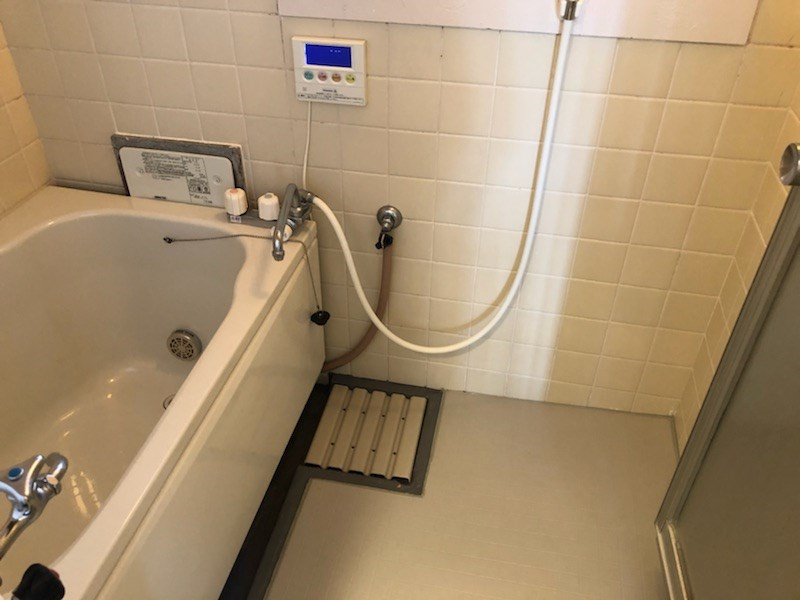 横地ビルの浴室