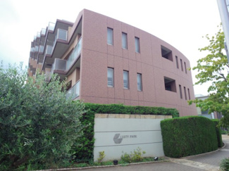 【外観】 | ルイシャトレひばりヶ丘ラスティパーク