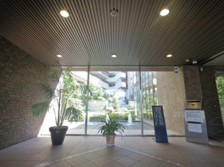 【エントランス】