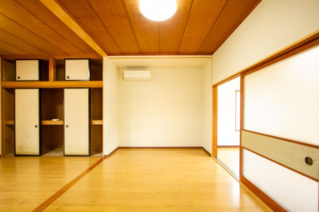 本町３丁目大橋様貸家の居間・リビング