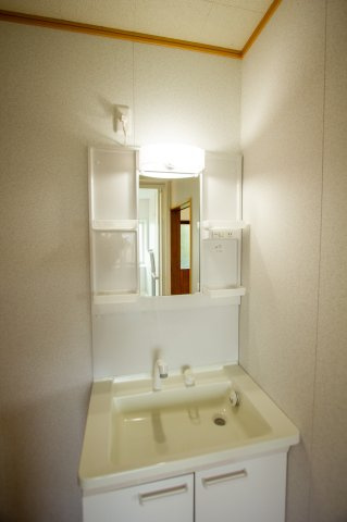 本町３丁目大橋様貸家の洗面所