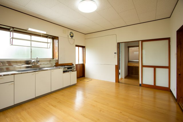 本町３丁目大橋様貸家の居間・リビング