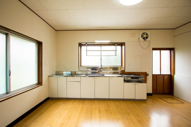 本町３丁目大橋様貸家の居間・リビング