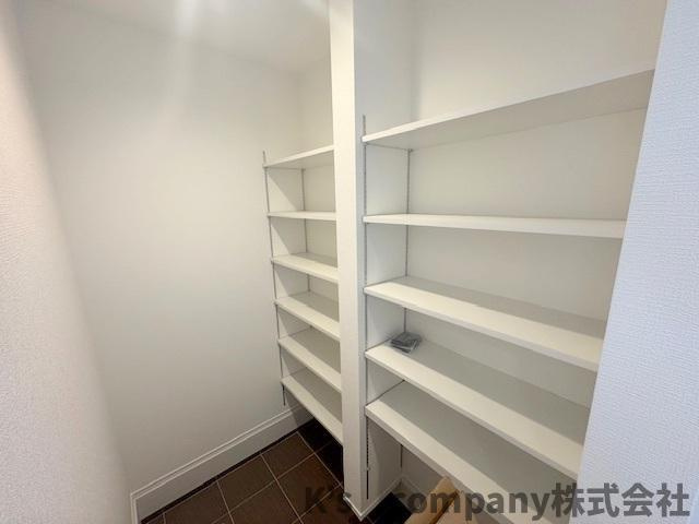 茅ヶ崎市赤羽根　新築戸建の収納|収納力のあるシューズインクローゼット☆