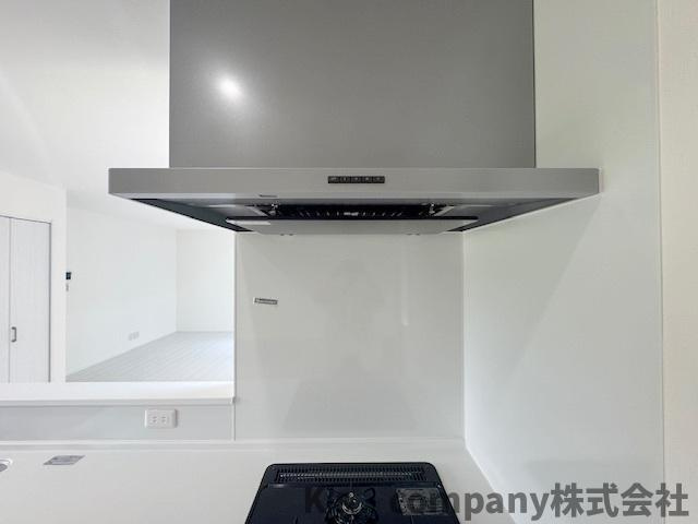 茅ヶ崎市赤羽根　新築戸建のキッチン|スリムレンジフード☆