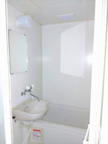 落ち着いた空間のお風呂です