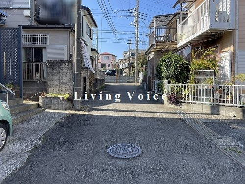 【前面道路含む現地写真】 | 【仲介手数料０円】綾瀬市寺尾南2丁目　新築一戸建て | 【仲介手数料０円】綾瀬市寺尾南2丁目　新築一戸建て