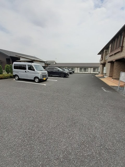 【駐車場】
