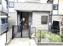 【エントランス】 | 金井一戸建住宅Ｄ棟(カナイイッコダテディートウ)