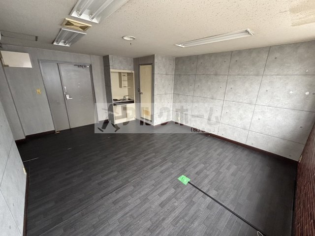 タカミビルの内装