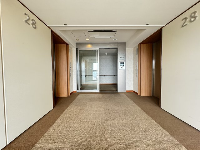 東京パークタワーの玄関