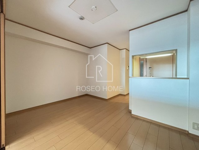 メゾンフロールIMAKUBOの居間・リビング