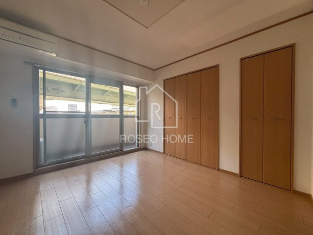 メゾンフロールIMAKUBOの洋室