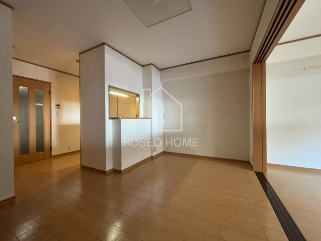 メゾンフロールIMAKUBOの居間・リビング