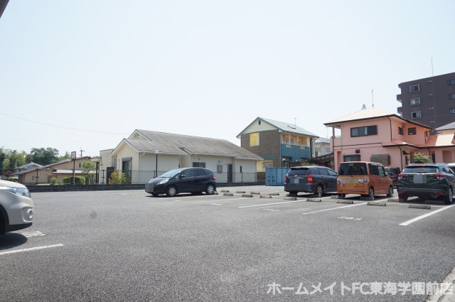 菊池郡菊陽町大字津久礼の賃貸マンションの駐車場