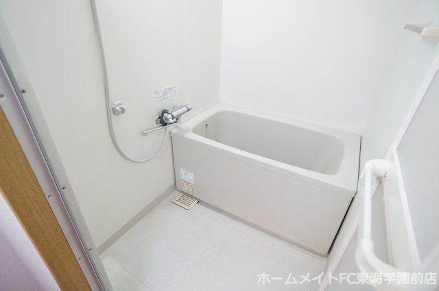 菊池郡菊陽町大字津久礼の賃貸マンションの浴室