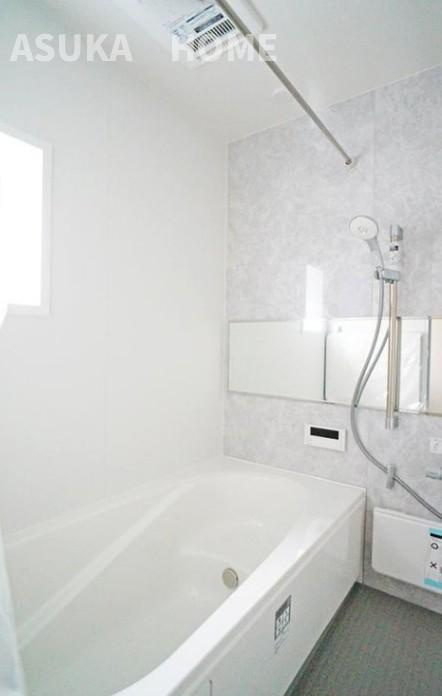 十日市場新築戸建の浴室