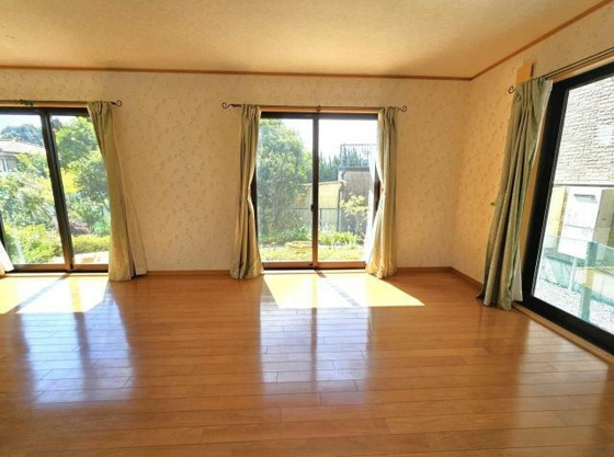 【居間・リビング】 | 伊東市松原　戸建