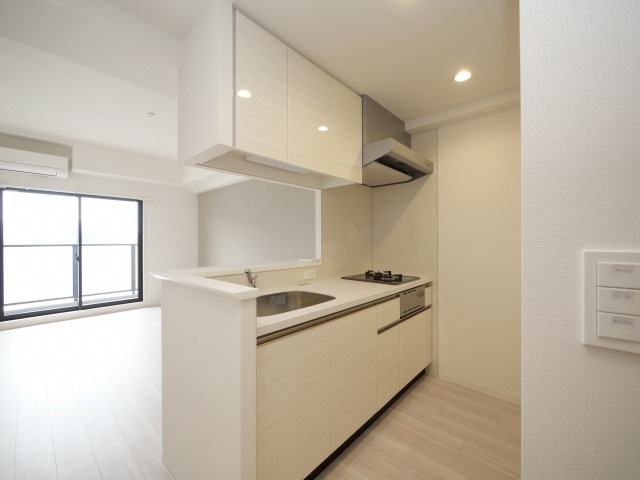 コンフォリア・リヴ新大阪西宮原ソルテラスのキッチン