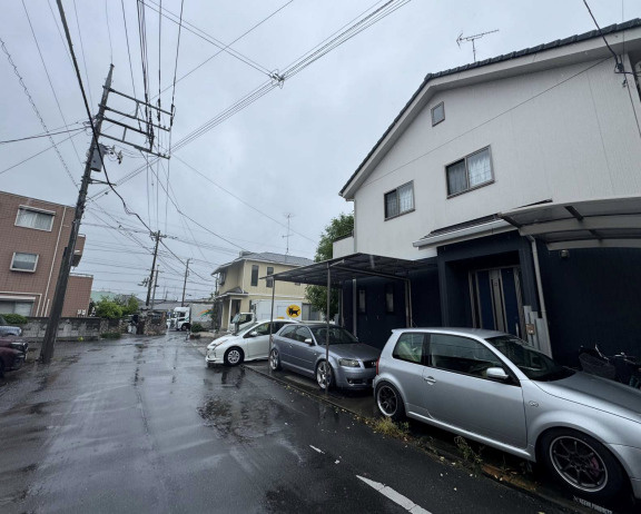 【前面道路含む現地写真】 | 熊谷市桜町２丁目　中古戸建