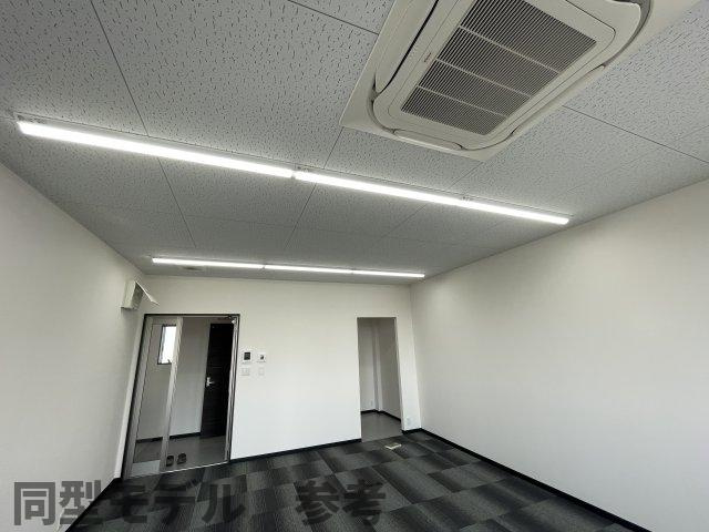 南区上浜町倉庫のロビー