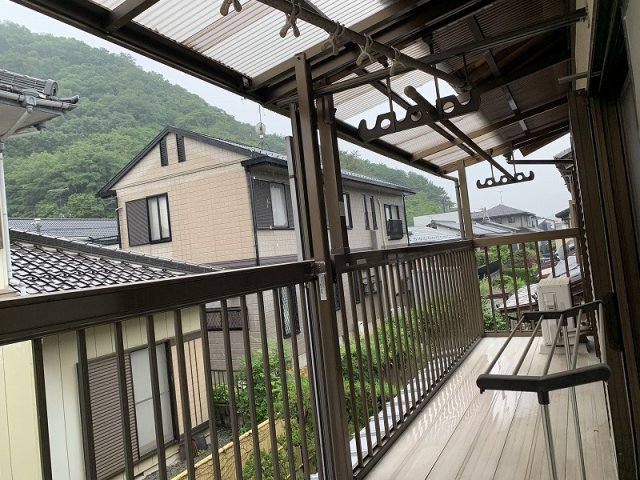 各務原市尾崎南町2丁目のバルコニー