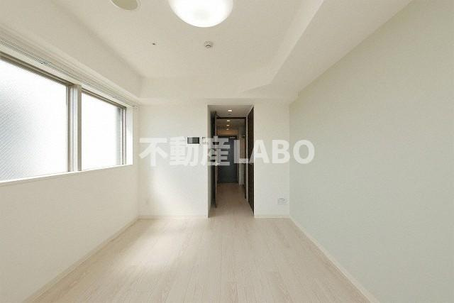 MELDIA CREST TAPP NAMBA-WESTの内装