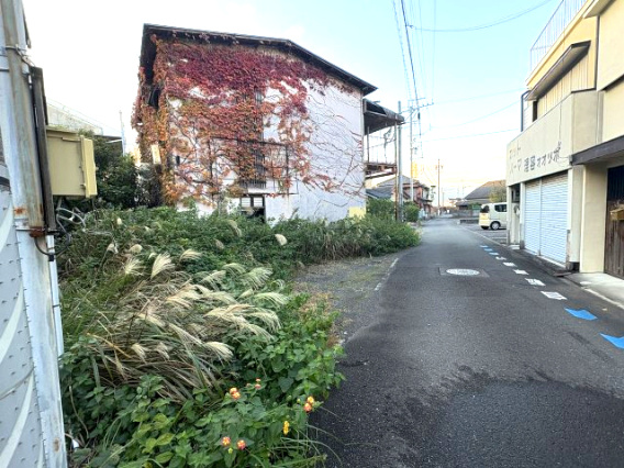 【前面道路含む現地写真】の画像