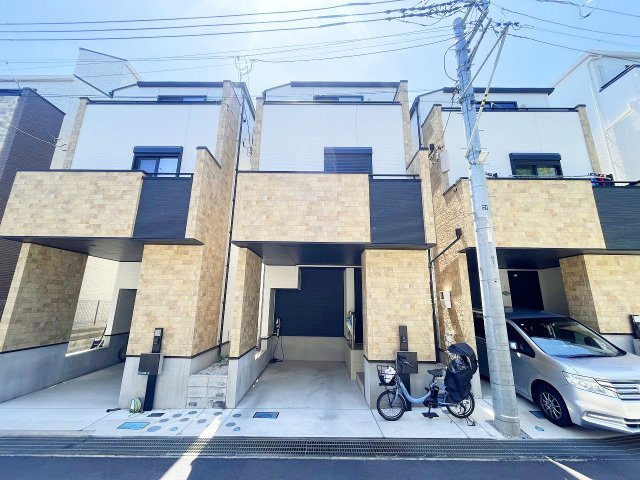 【外観】 | 東急田園都市線「宮崎台」中古戸建 | 外観もきれいです