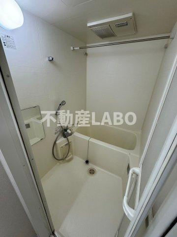 ルクレ阿波座レジデンスの浴室