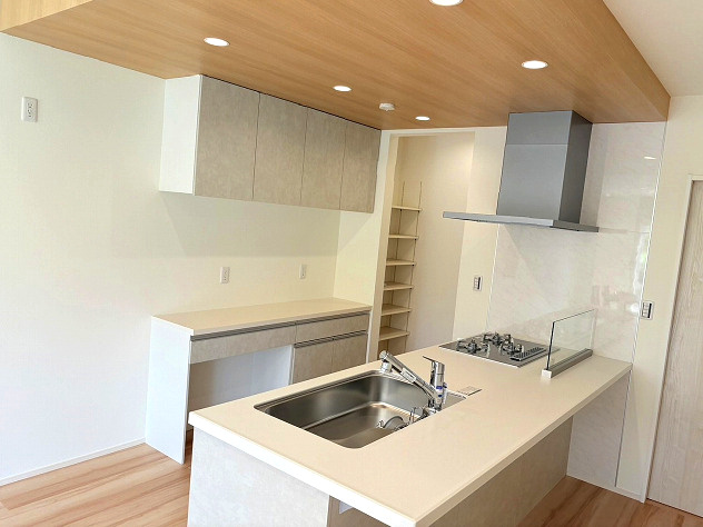 売新築戸建　静岡市清水区三保松原町のキッチン