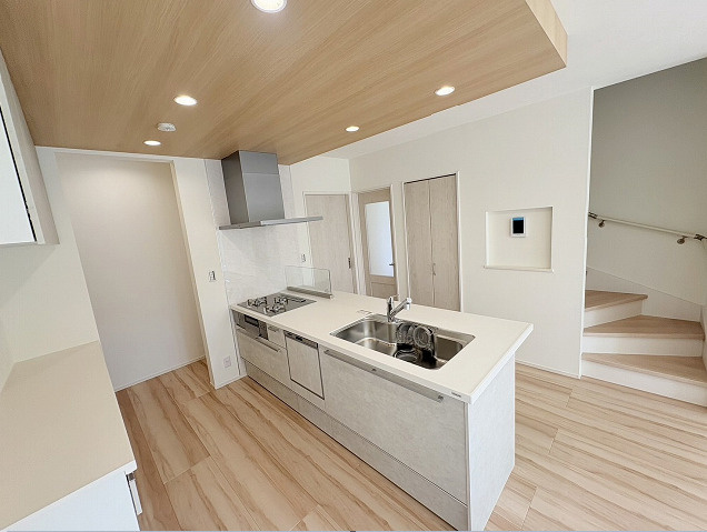 売新築戸建　静岡市清水区三保松原町のキッチン