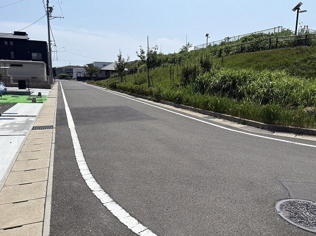 売新築戸建　静岡市清水区三保松原町の前面道路含む現地写真