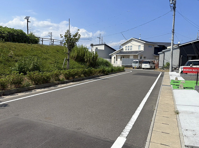 売新築戸建　静岡市清水区三保松原町の前面道路含む現地写真