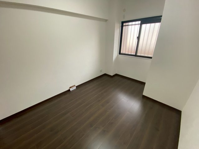 サンピボット瀬戸の洋室