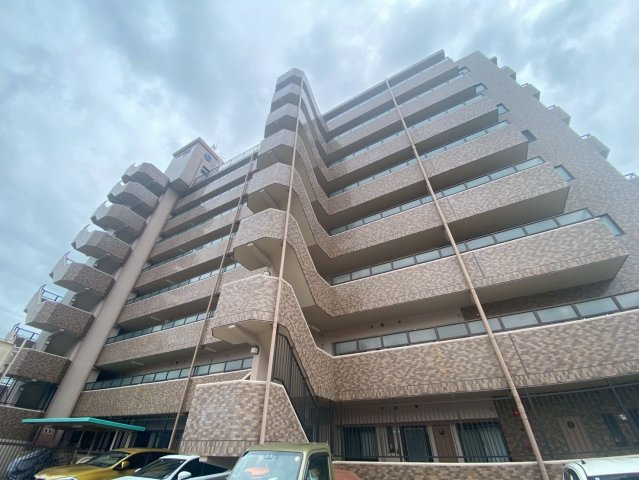 サンピボット瀬戸の外観