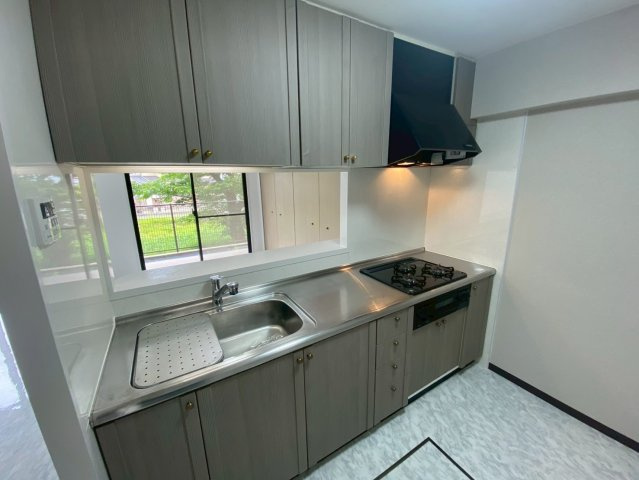 サンピボット瀬戸のキッチン|お料理しやすいキッチンです