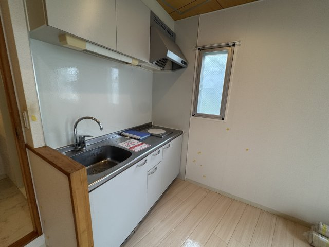 サンロイヤル柴原のキッチン