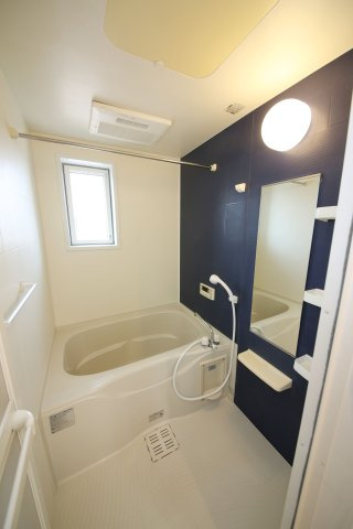 フリシュ　ライツの浴室