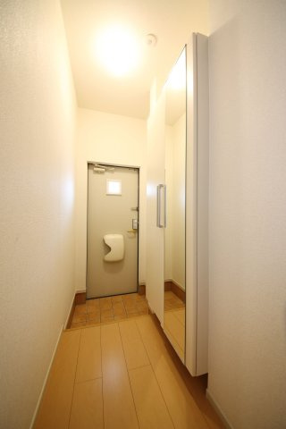 フリシュ　ライツの玄関