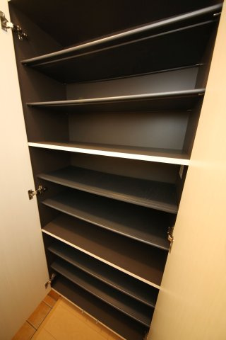 フリシュ　ライツの玄関